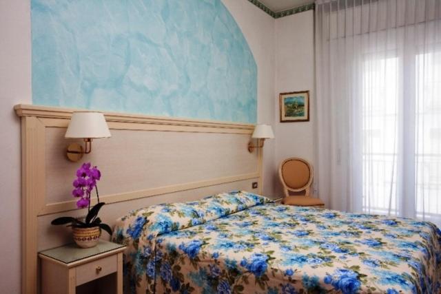 Hotel Arcade リミニ エクステリア 写真